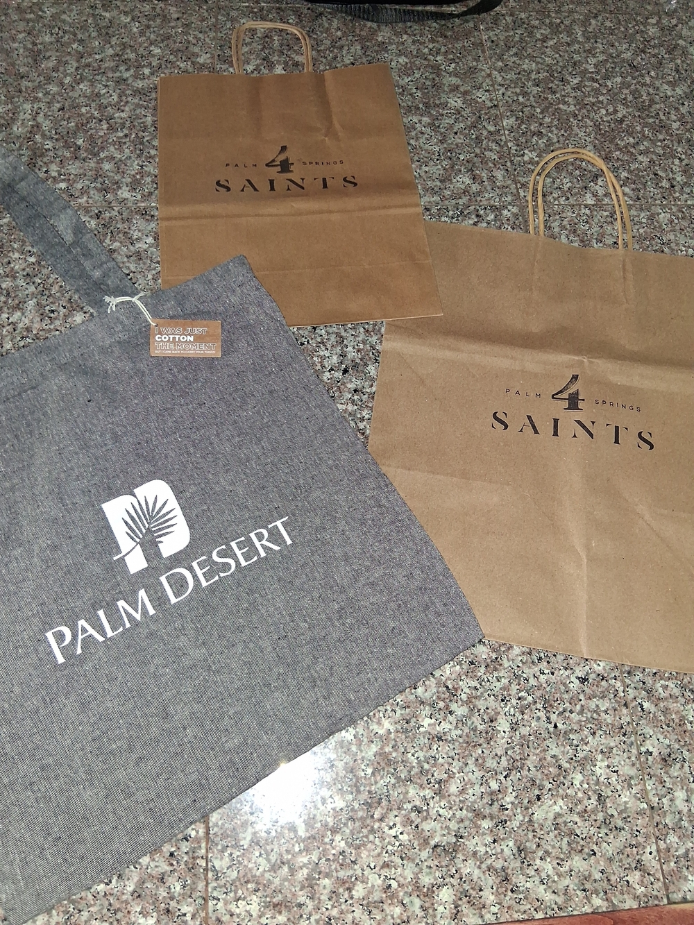PALM DESERT  Cotton Tote Bag W/ 2 Paper Tote Bags From 4 Sanits  Restaurant.